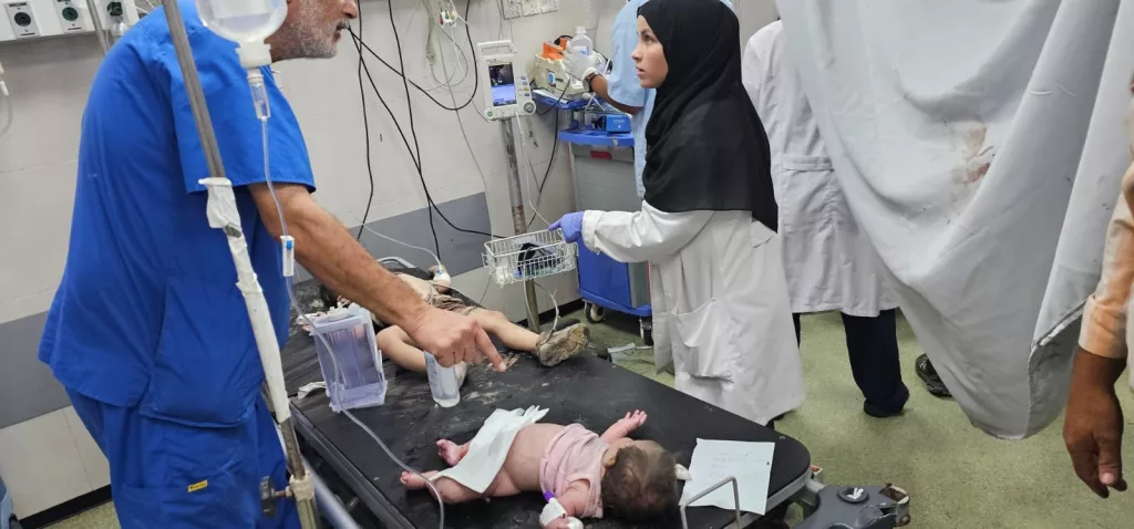 İSRAİL, SİVİLLERİN SIĞINDIĞI EL MEVASİ'Yİ VURDU: 71 ÖLÜ, 289 YARALI