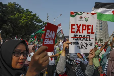 Indonesians Demand Israel be Banned from Olympics