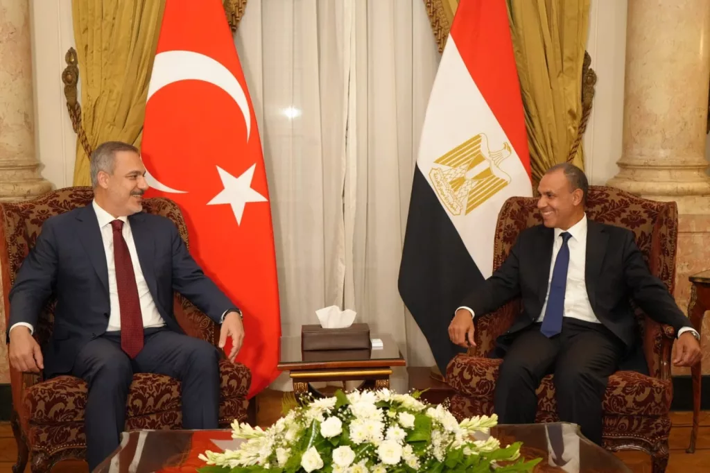 DIŞİŞLERİ BAKANI FİDAN, MISIRLI MEVKİDAŞI ABDELLATY İLE GÖRÜŞTÜ
