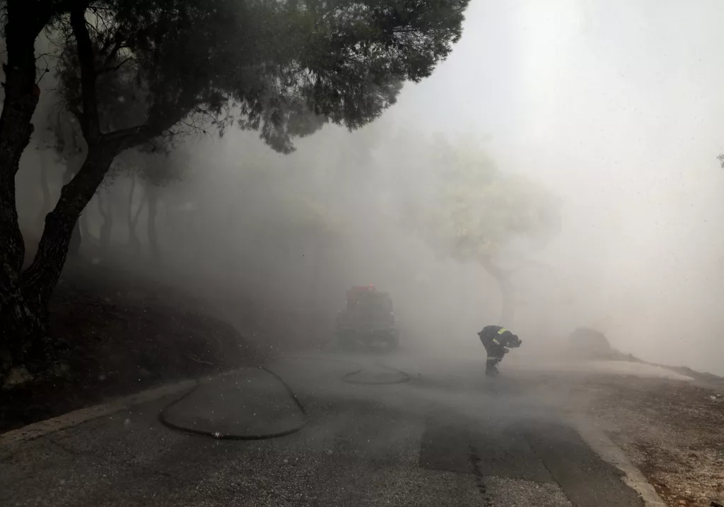 Wildfire spreads in Greece's Attica region