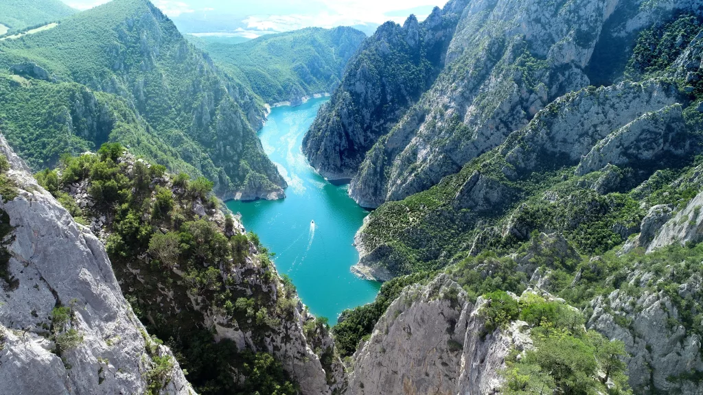 ŞAHİNKAYA KANYONU'NA 75 BİN ZİYARET