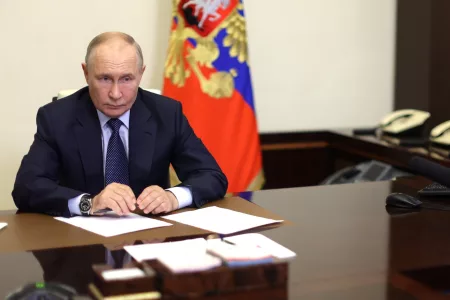 Putin Reports Ukrainian Attempt to Attack Kursk Nuclear Plant