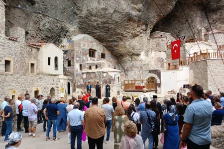 11th Mass Holds at Sumela Monastery in Türkiye
