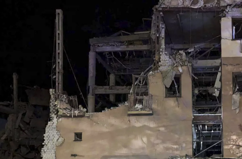 At least two people dead during overnight rocket strike at a hotel building in Kryvyi Rih