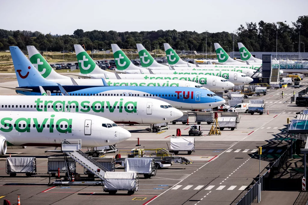 Flights halted due to malfunction at Eindhoven Airport