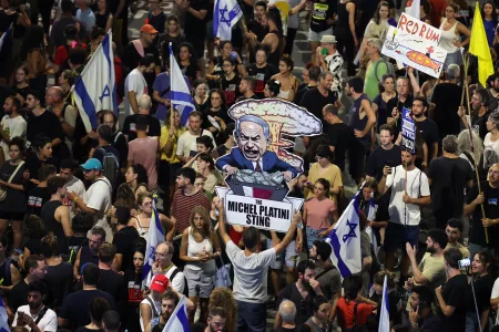 Israelis Protest After 6 More Prisoners Die in Gaza Strip
