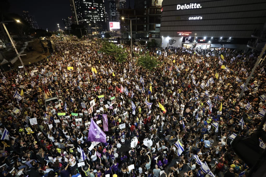 Rally in Tel Aviv to demand release of Israeli hostages held in Gaza