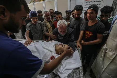 Palestinian Death Toll Increases by 28