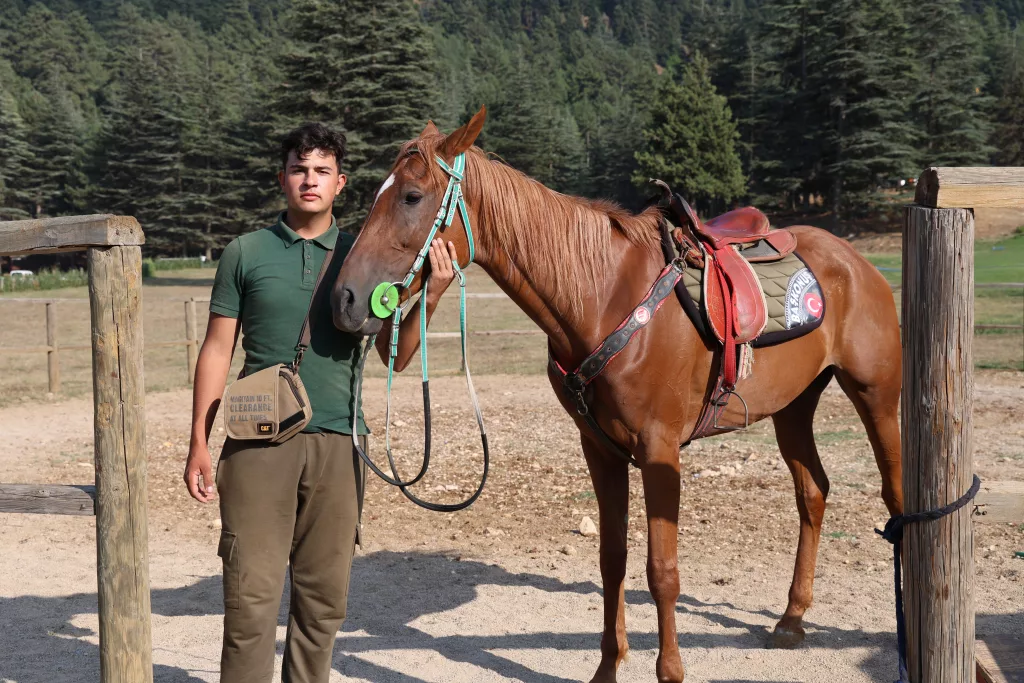 BAŞKONUŞ YAYLASI ZİYARETÇİLERİNİ MEST EDİYOR KAHRAMANMARAŞ'TA EKOTURİZMİN KALBİNİN ATTIĞI YAYLA YERLİ VE YABANCI TURİSTİN YENİ ROTASI OLDU
