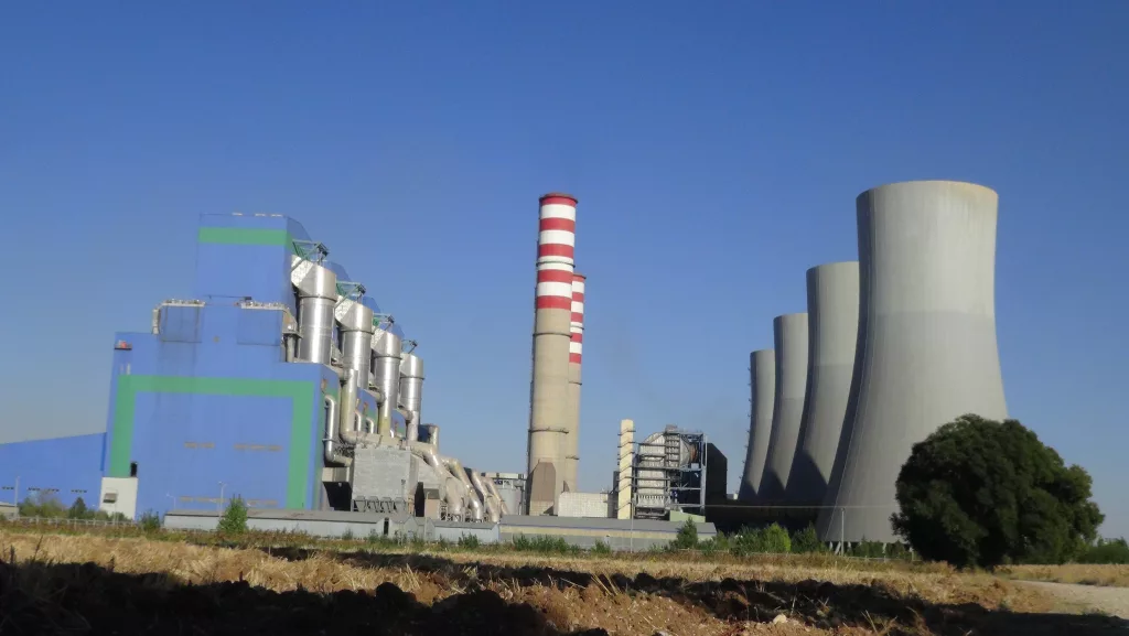 TÜRKİYE'NİN EN BÜYÜK TERMİK SANTRALİNDE ENERJİ ÜRETİMİ DURDU ÇELİKLER HOLDİNG AFŞİN-ELBİSTAN LİNYİTLERİ KÜL DÖKÜM SAHASINDA MEYDANA GELEN GÖÇÜK NEDENİYLE EÜAŞ AFŞİN-ELBİSTAN B TERMİK SANTRALİNDE ENERJİ ÜRETİMİ EN AZ 6 AY SÜREYLE DURDU