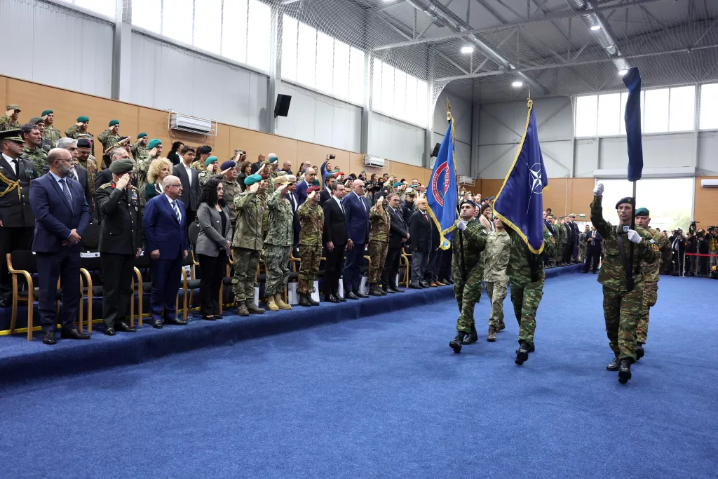 TÜRKİYE, NATO'NUN KOSOVA'DAKİ BARIŞ GÜCÜ KOMUTASINI İTALYA'YA DEVRETTİ
