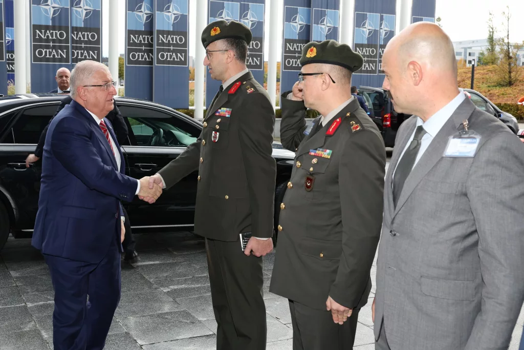 SAVUNMA BAKANI GÜLER, NATO KARARGAHI'NDA
