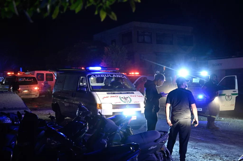 Israeli airstrikes target southern district of Beirut