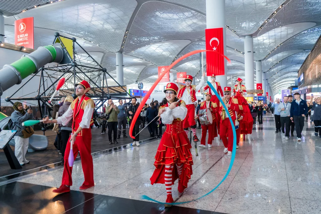 İGA İSTANBUL HAVALİMANI'NDA CUMHURİYET BAYRAMI COŞKUSU