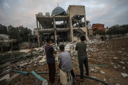 Twenty-six Die After Israel Targets Mosque in Deir al-Balah