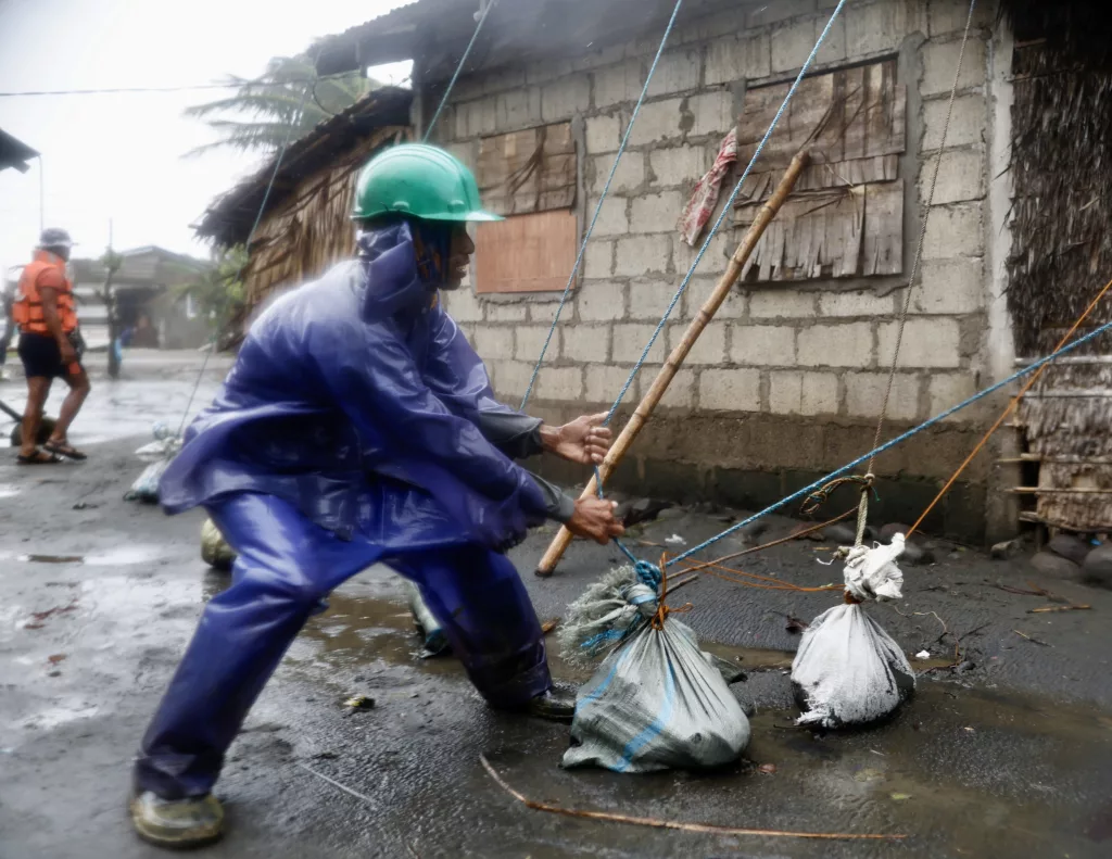 Villagers evacuate in anticipation of approaching Typhoon Yinxing