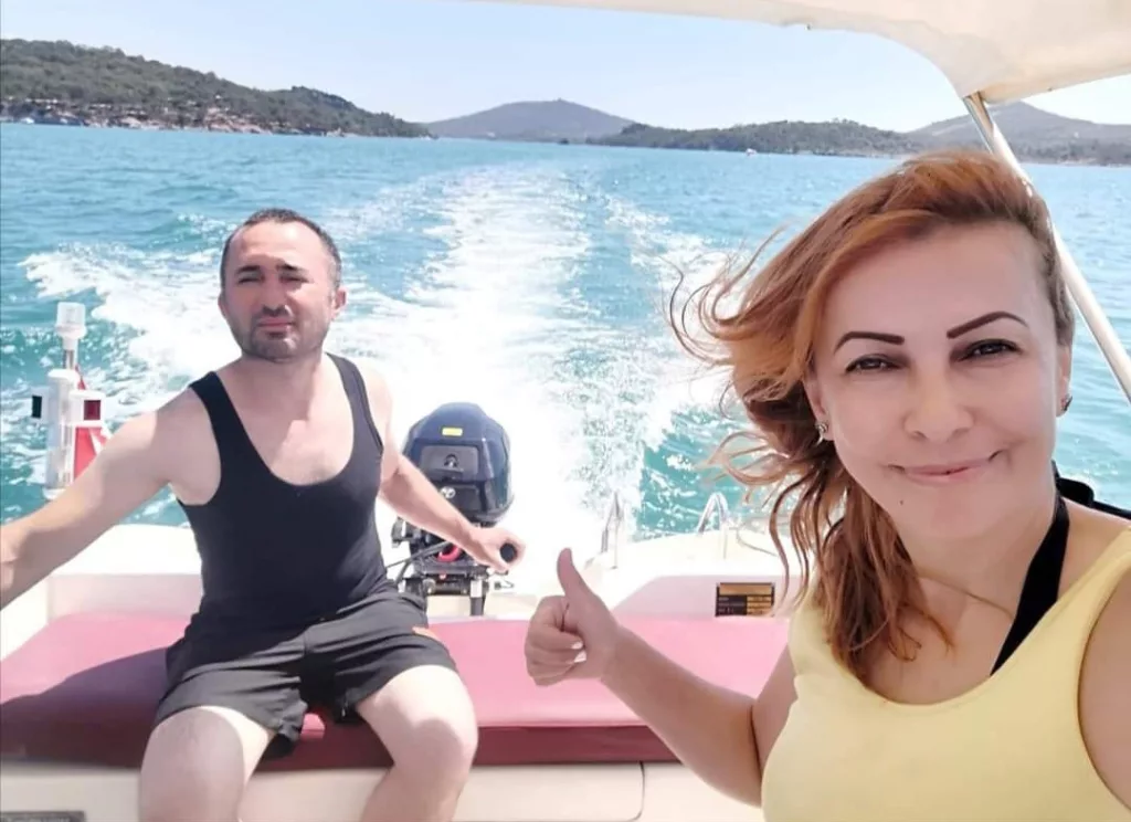 AYVALIK'TA 10 YUNUS TEKNEYLE YARIŞTI