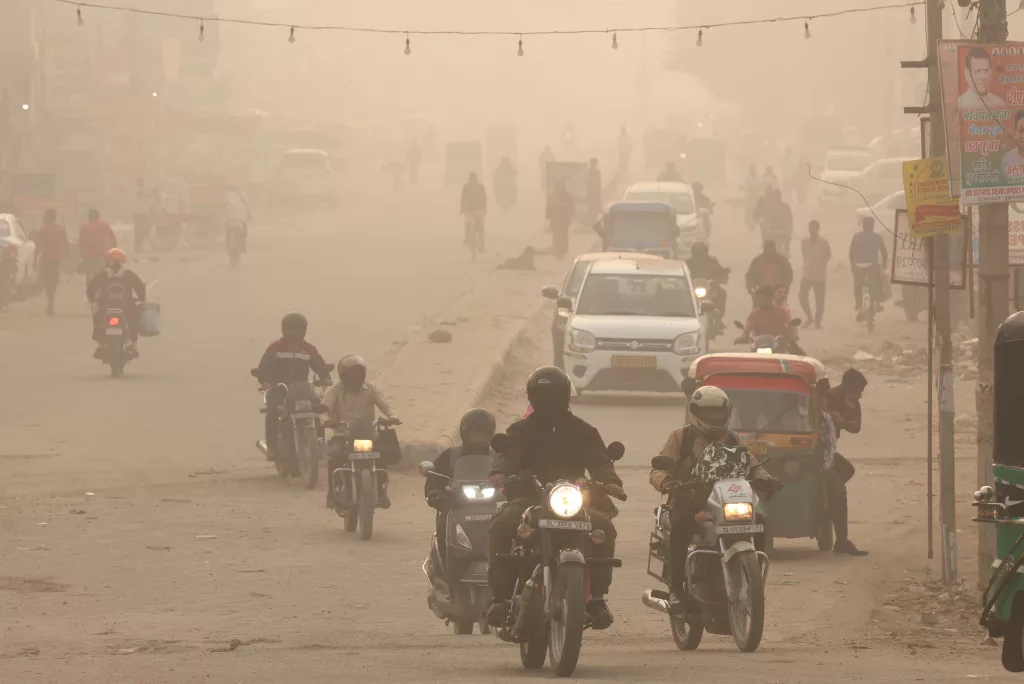 Air quality worsens to 'severe' category in Delhi