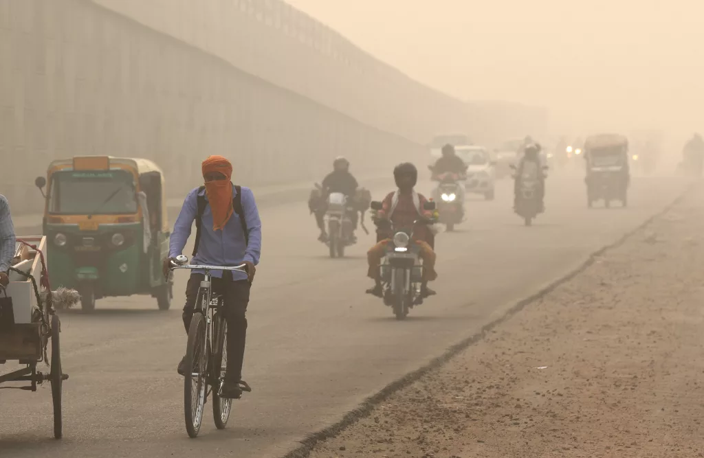 Air quality worsens to 'severe' category in Delhi