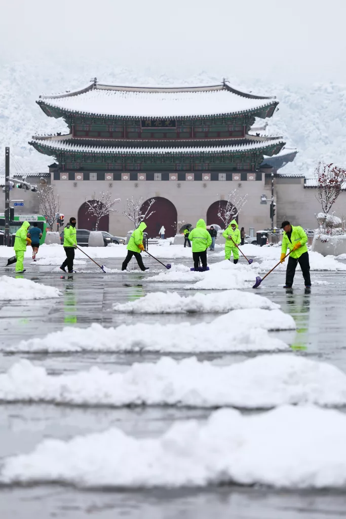 Heavy snow in Seoul