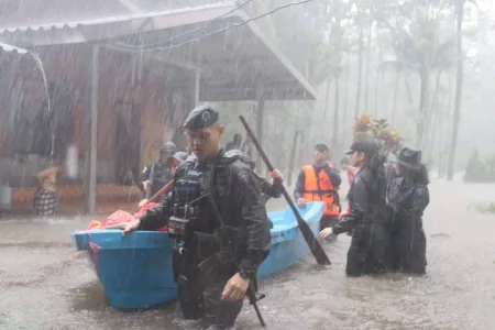 Floods Hit Southern Thailand: 2 Dead