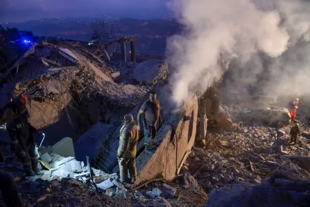 Israeli Attacks Kill 44 More in Lebanon
