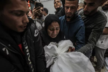 Death Toll in Gaza Strip Rises to 43,259