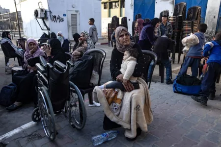 Over 100 Patients in Gaza Strip Evacuated to Other Countries