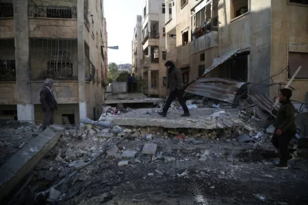 Airstrike Claims 4 Lives in Idlib, Syria