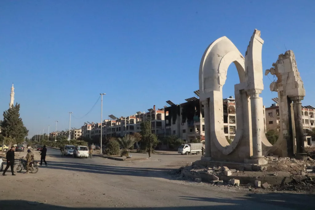 REJİMİN İZLERİNİN SİLİNDİĞİ HALEP'TE TARİHİ KALEDE ZAFER KUTLAMASI