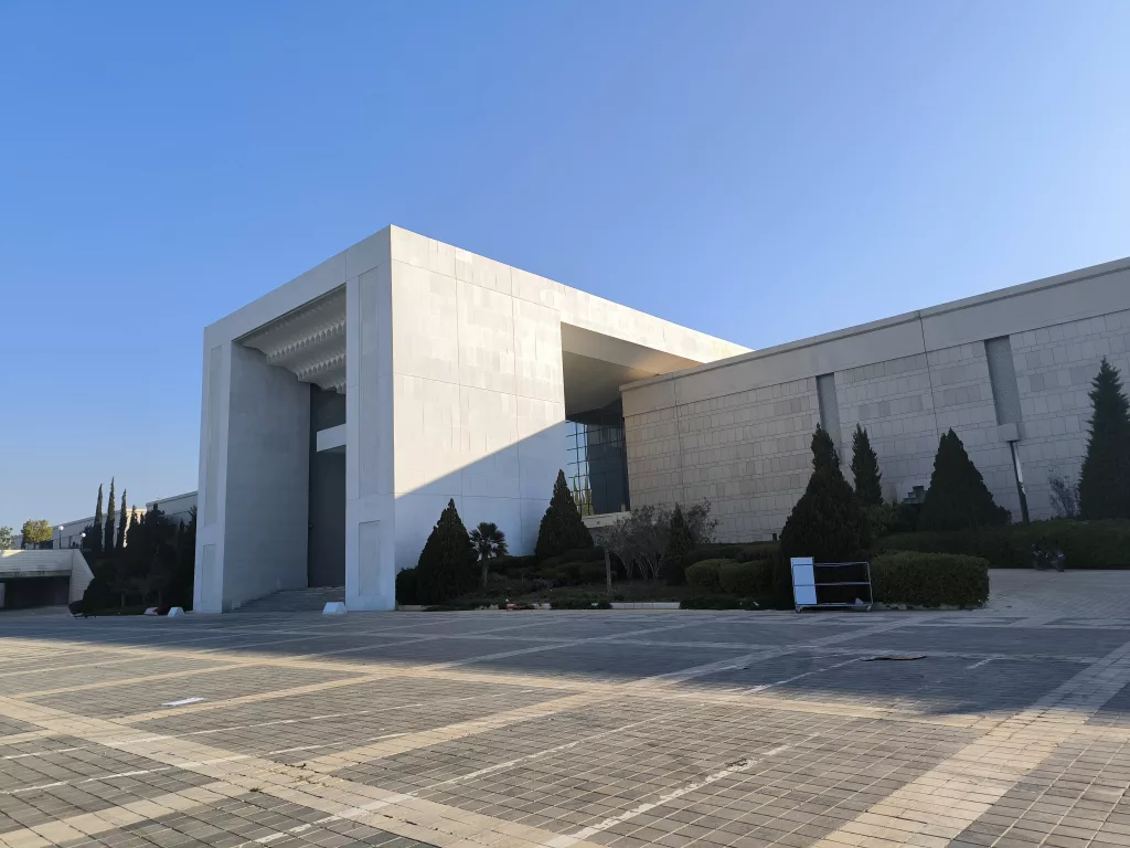 ESAD'IN BAŞKANLIK SARAYINDA SESSİZLİK HAKİM