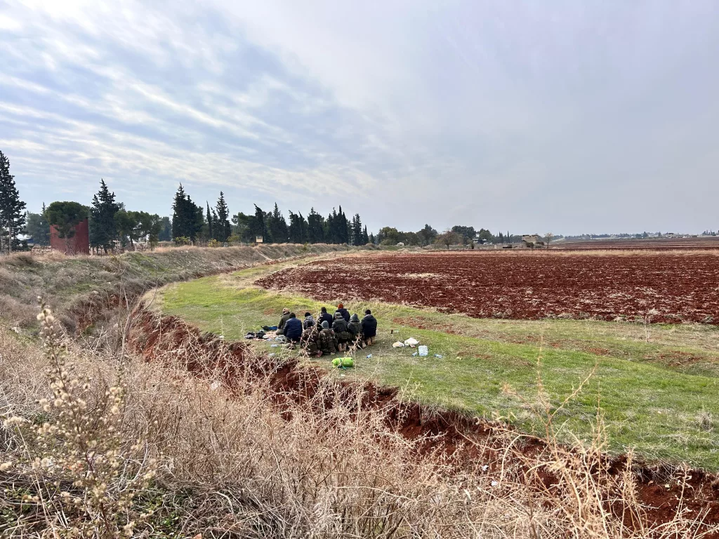 HAMA'DA MUHALİFLERDEN ŞÜKÜR NAMAZI