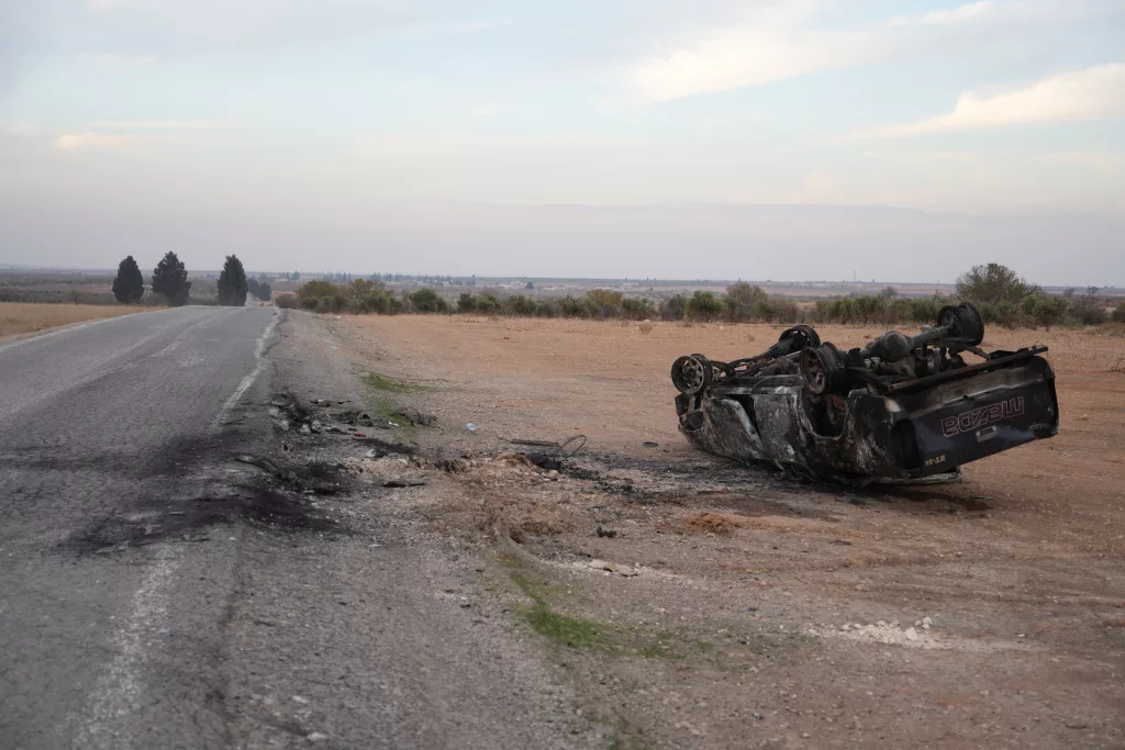 TERÖR ÖRGÜTÜ PKK/YPG'DEN KURTARILAN MÜNBİÇ'TE ÇATIŞMANIN İZLERİ HALEN DURUYOR