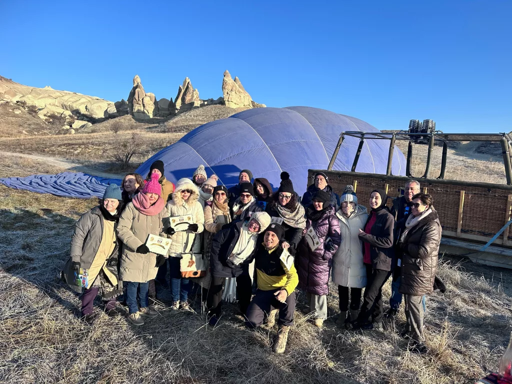 KAPADOKYA'DA SICAK HAVA BALONLARI BİR HAFTA SONRA YENİDEN HAVALANDI