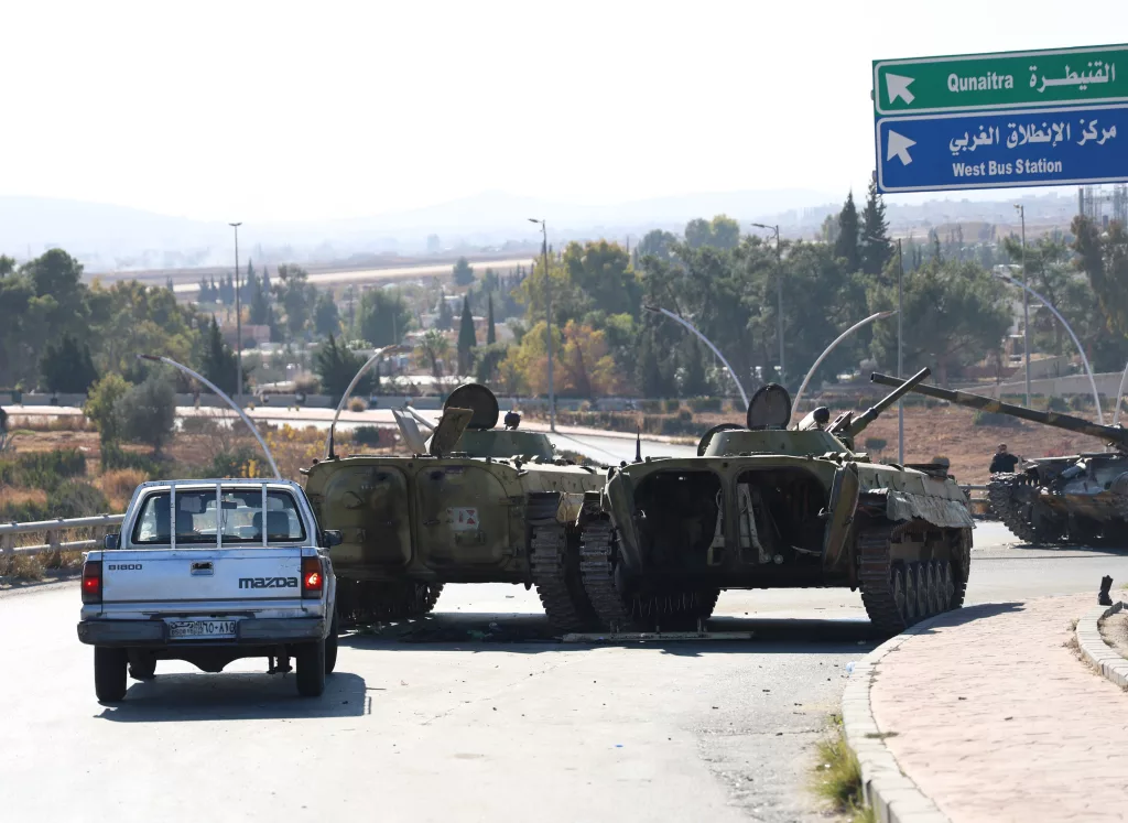 MÜHİMMAT YÜKLÜ 4 TANK YOL KENARINDA TERK EDİLMİŞ HALDE BULUNDU