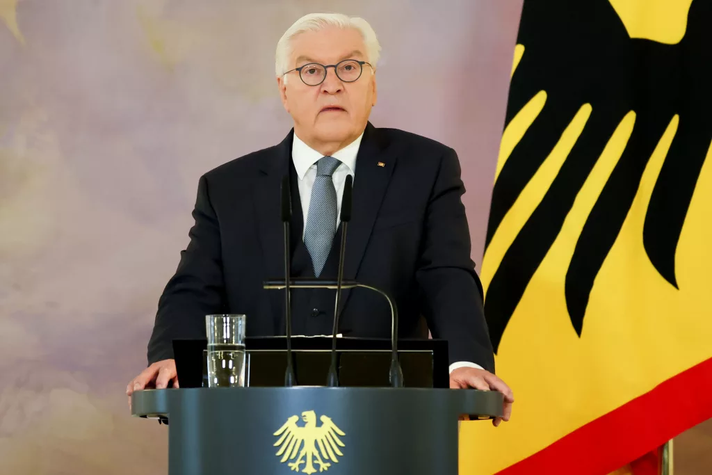German President Steinmeier announces the dissolution of the German Bundestag