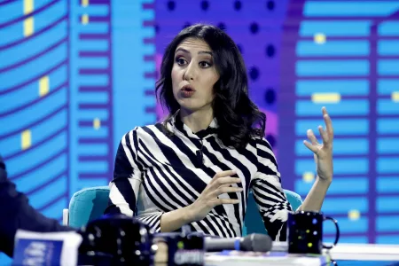 Italian Journalist Detained in Tehran
