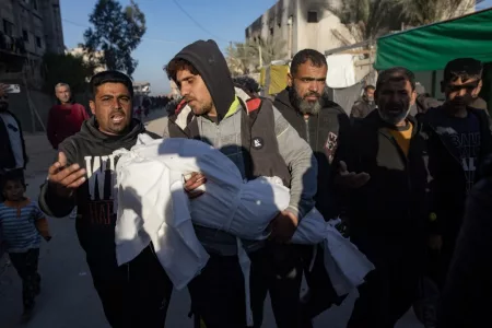 Israeli Airstrike Leave At Least 20 Dead in Khan Younis