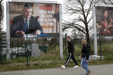 Croatians Head to Polls for 2nd Round of Presidential Election
