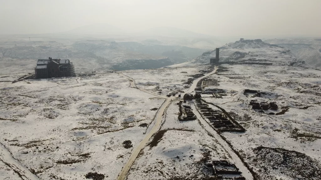 KARS'TA ANİ ÖREN YERİ ZİYARETÇİ AKININA UĞRUYOR