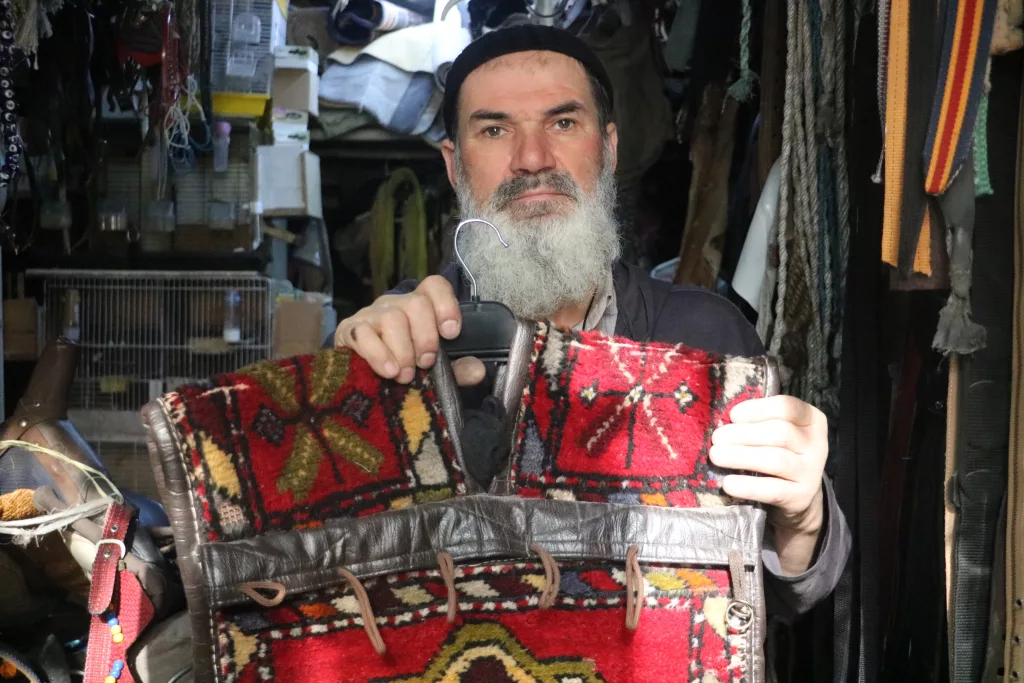 SON SARAÇ USTASI, ARTIK DİZİ SETLERİ İÇİN ÜRETİM YAPIYOR