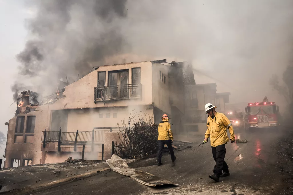Palisades Wildfire forces thousands of evacuations in Los Angeles area