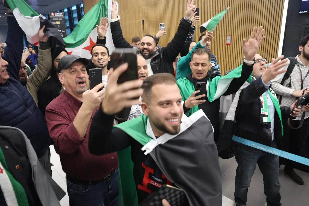 SURİYE'YE GÖZYAŞLARIYLA İLK UÇUŞ