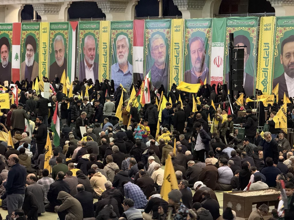İRAN'DA HİZBULLAH'IN ESKİ LİDERİ NASRALLAH VE HALEFİ SAFİYUDDİN İÇİN ANMA TÖRENİ