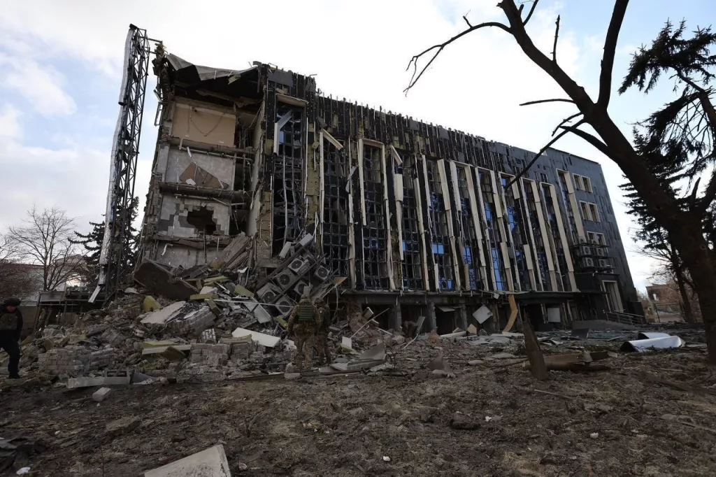 RUSYA'DAN UKRAYNA'YA FÜZE SALDIRISI: 5 ÖLÜ, 50 YARALI