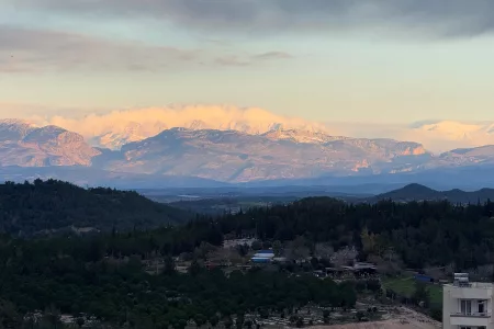 Türkiye’s Taurus Mountains Covered in Snow
