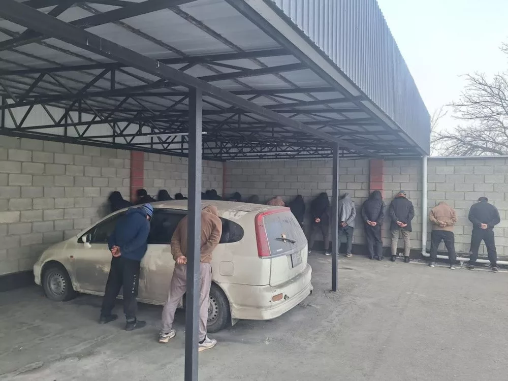 KIRGIZİSTAN'DA TERÖR OPERASYONUNDA 30 GÖZALTI