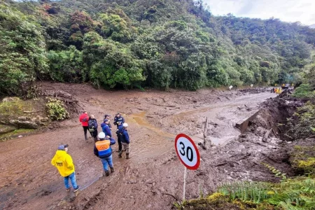 Landslide in Colombia Kills 4