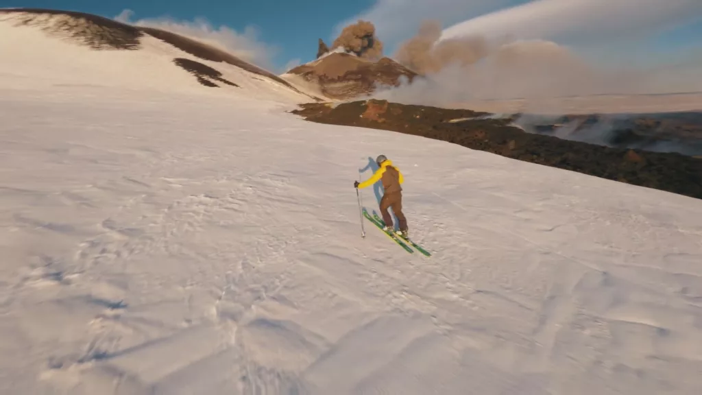 ETNA YANARDAĞI PATLARKEN KAYAK YAPTI