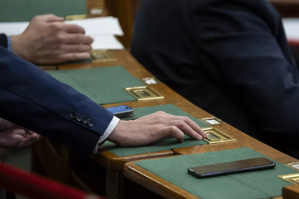 MPs protest in Hungarian parliament over proposed constitutional amendment